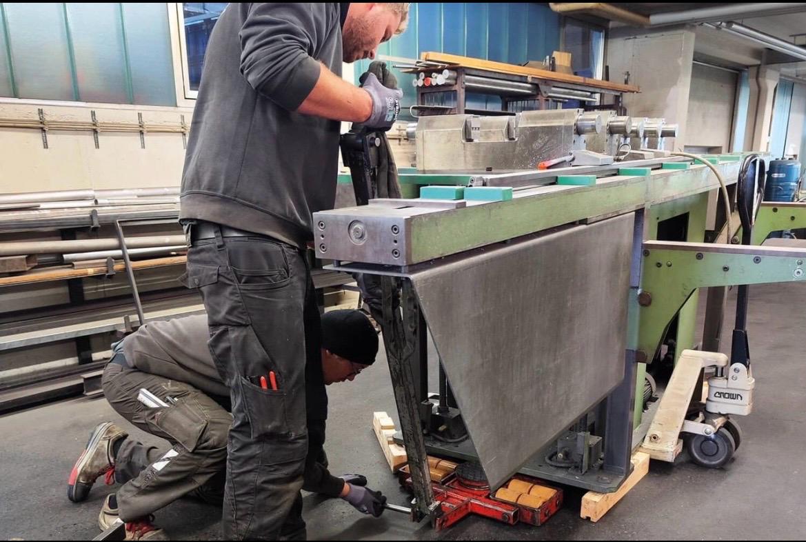Demontage von Industrieanlagen und Maschinen